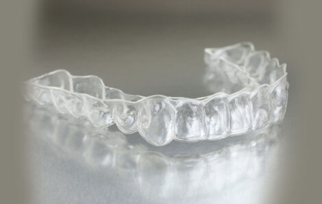 How To Deal with Invisalign Pain And Discomfort : Insights from Tri-Cities Dental Specialists